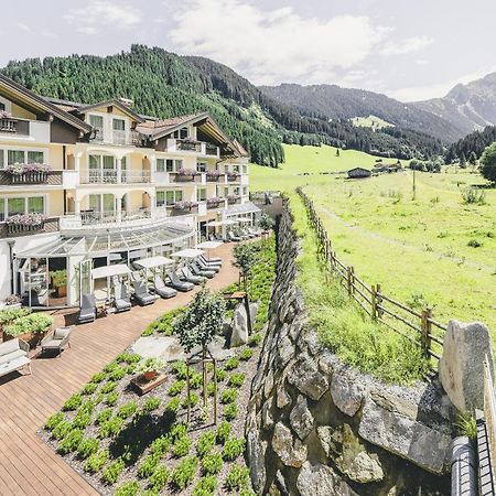 Traumhotel Alpina Superior --Yoga Und Ayurvedahotel (Adults Only) Gerlos Exteriér fotografie
